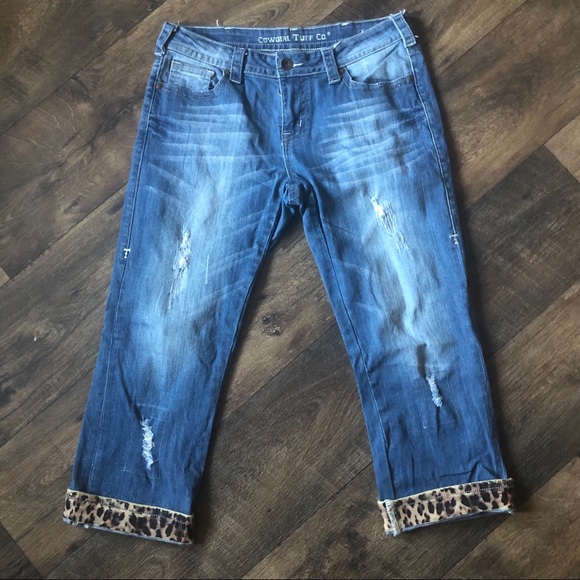 Cowgirl tuff capri jeans Clearance
